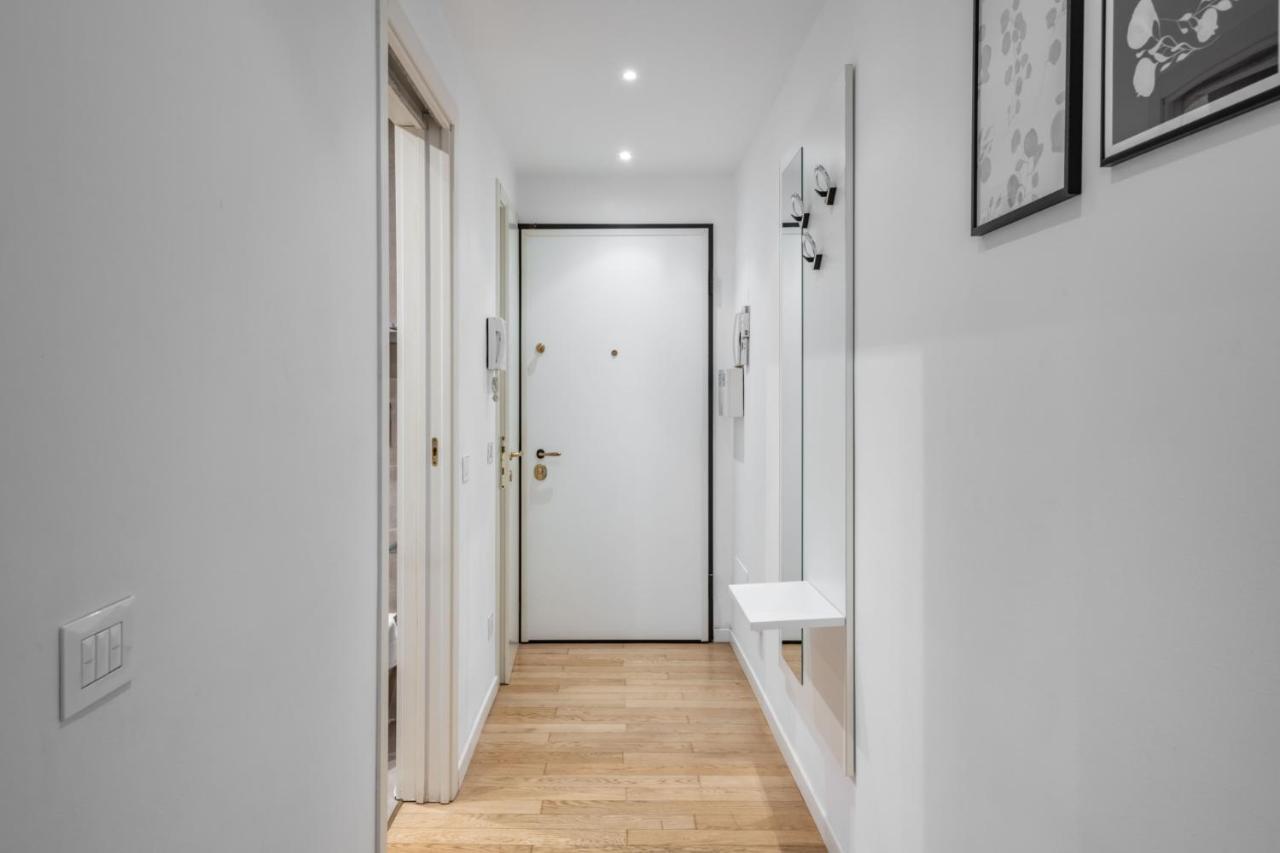 Easylife - Sofisticato Monolocale Con Terrazzino Nel Cuore Di Porta Venezia Milan Exterior photo
